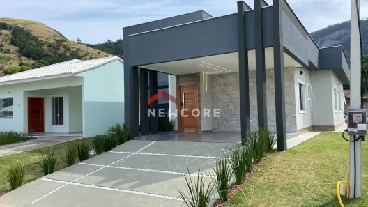 Casa de Condomínio com 3 Quartos à venda, 133m² no São José do Imbassaí, Maricá