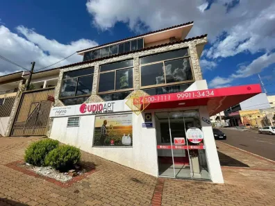 com 2 Quartos para alugar, 180m² no Parque São Paulo, Cascavel