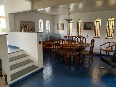 Sobrado com 4 Quartos à venda, 410m² no Vila Bastos, Santo André