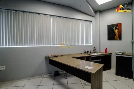 Galpão/Depósito/Armazém para alugar, 230m² no Catalão, Divinópolis