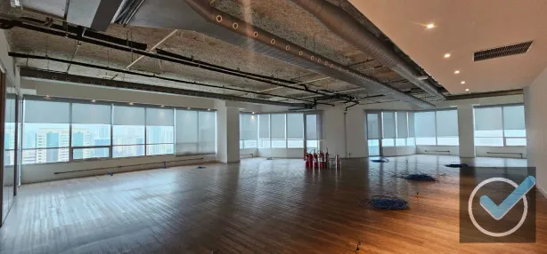 Sala Comercial para venda ou aluguel, 760m² no Alphaville Centro Industrial e Empresarial/Alphaville., Barueri