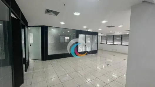 Sala Comercial para alugar, 144m² no Pinheiros, São Paulo