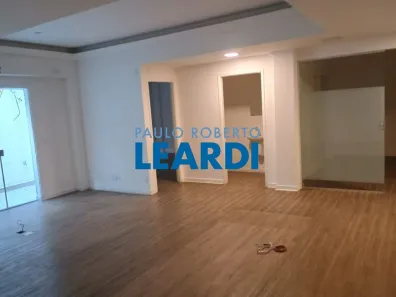 Imóvel Comercial com 8 Quartos para alugar, 675m² no Moema, São Paulo