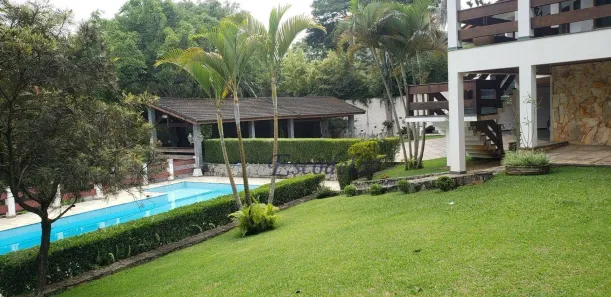 Casa de Condomínio com 4 Quartos à venda, 600m² no Caraguatá, Mairiporã