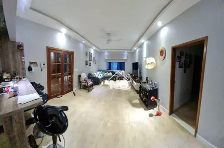 Casa com 2 Quartos à venda, 360m² no Santa Rosa, Niterói