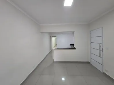 Casa com 3 Quartos para alugar, 160m² no Parque Santo Antônio, Guarulhos
