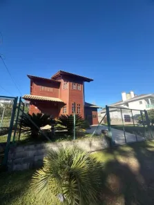 Casa com 3 Quartos para alugar, 140m² no Ana Rech, Caxias do Sul