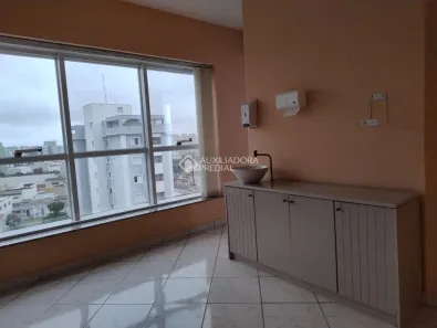 Sala Comercial à venda, 49m² no Pinheirinho, Santo André