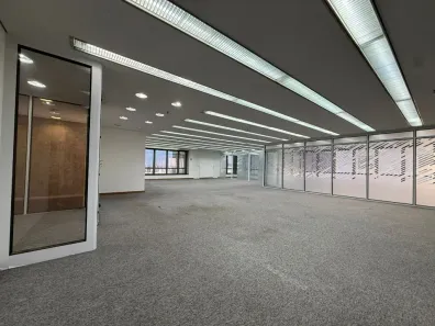Sala Comercial para alugar, 350m² no Bela Vista, São Paulo