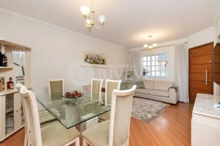 Sobrado com 2 Quartos à venda, 158m² no Jardim Social, Curitiba