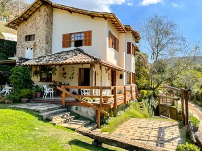 Casa de Condomínio com 3 Quartos à venda, 200m² no Pedro do Rio, Petrópolis