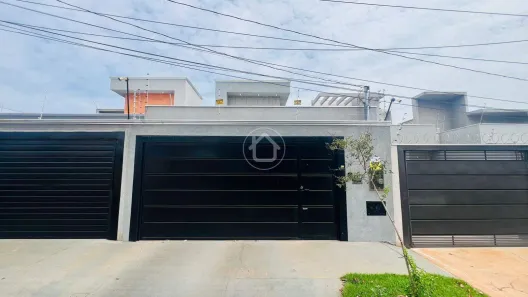 Casa com 3 Quartos à venda, 97m² no Centro, Campo Grande
