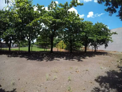 à venda, 1900m² no Parque Industrial C. Vale, Palotina