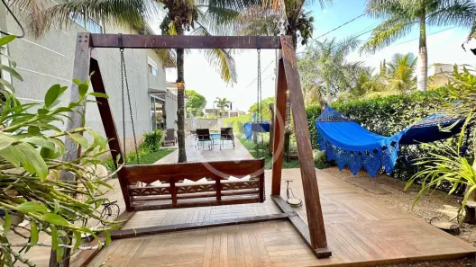 Casa de Condomínio com 4 Quartos à venda, 329m² no Loteamento Portal do Sol II, Goiânia