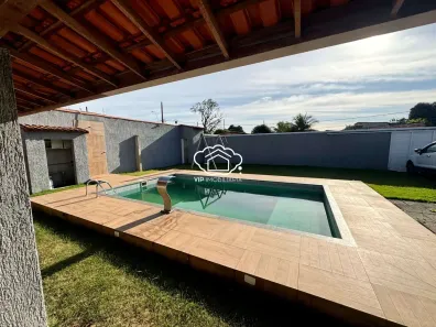 Casa com 3 Quartos à venda, 120m² no Km 32, Nova Iguaçu