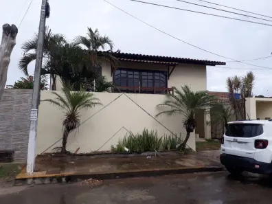 Casa com 6 Quartos à venda, 200m² no Pitimbu, Natal