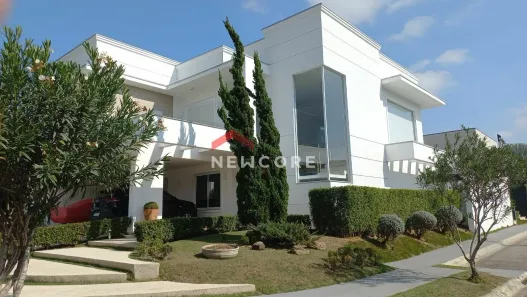 Casa de Condomínio com 4 Quartos à venda, 400m² no Quiririm, Taubaté