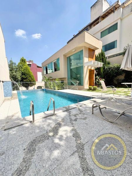 Casa com 4 quartos — Castelo, Belo Horizonte