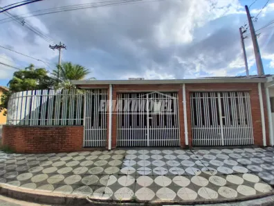 Casa com 3 Quartos para alugar, 372m² no Vila Haro, Sorocaba