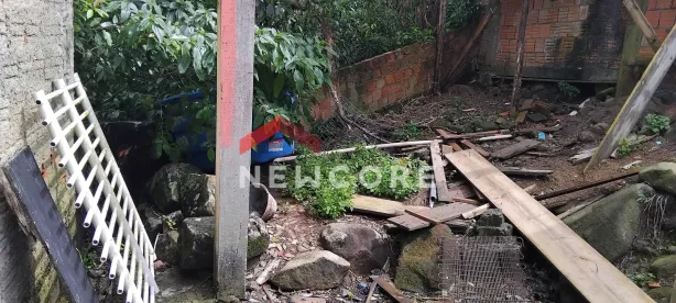 Lote/Terreno à venda, 45m² no Armação do Pântano do Sul, Florianópolis