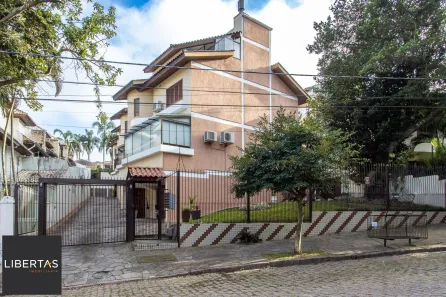 Casa de Condomínio com 3 Quartos à venda, 240m² no Jardim Isabel, Porto Alegre