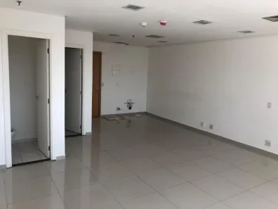 Sala Comercial à venda, 42m² no Tamboré, Barueri