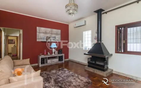 Casa com 6 Quartos à venda, 145m² no Santa Tereza, Porto Alegre