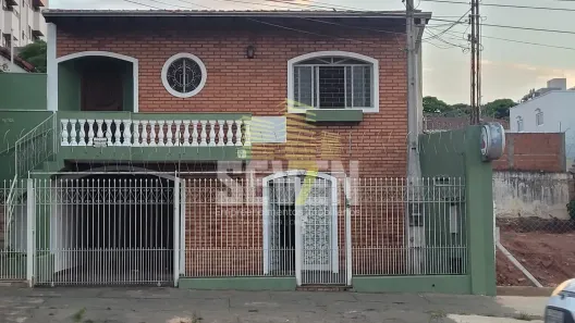 Sobrado com 3 Quartos para venda ou aluguel, 120m² no Vila Mesquita, Bauru