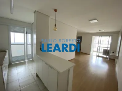 Apartamento com 2 Quartos para alugar, 75m² no Real Parque, São Paulo