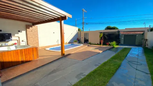 Casa com 2 Quartos à venda, 194m² no Santiago, Araguari