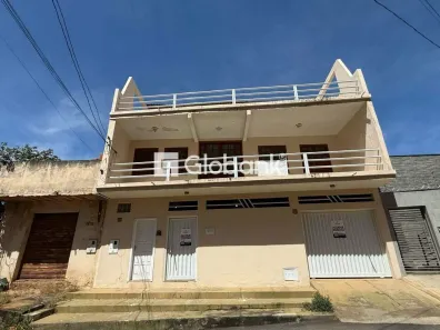 Casa com 4 Quartos à venda, 410m² no Vila Guilhermina, Montes Claros