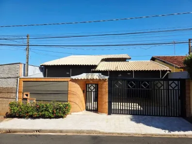 Casa com 3 Quartos à venda, 285m² no Parque das Flores II, São José do Rio Preto