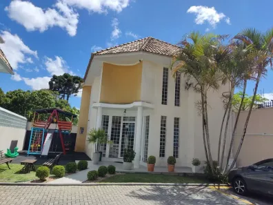 Sobrado com 3 Quartos à venda, 185m² no Boa Vista, Curitiba