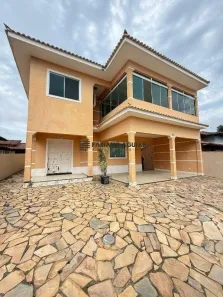 Casa com 4 Quartos à venda, 255m² no Vila Capri, Araruama