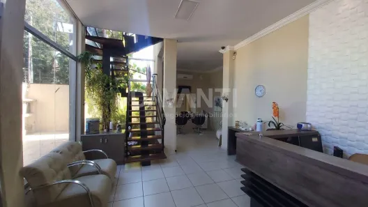 Prédio Comercial com 4 Quartos à venda, 253m² no Vila Anhangüera, Campinas