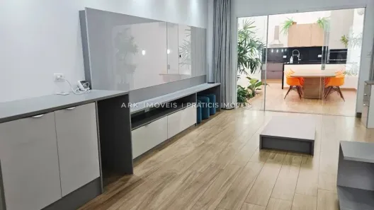 Sobrado com 3 Quartos à venda, 249m² no Vila Gumercindo, São Paulo