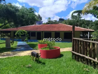Fazenda/Sítio com 4 Quartos à venda, 2500m² no Itapeti, Guararema