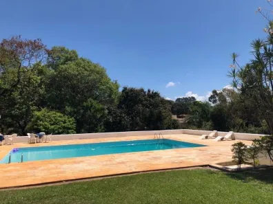 Fazenda/Sítio com 4 Quartos à venda, 2500m² no Jardim Estância Brasil, Atibaia