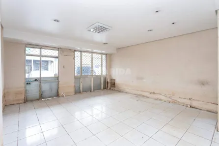 Ponto Comercial para alugar, 65m² no Navegantes, Porto Alegre