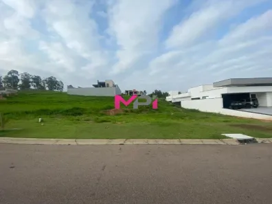 Lote/Terreno à venda, 800m² no Medeiros, Jundiaí