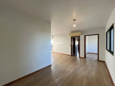 Apartamento com 3 Quartos para alugar, 145m² no Rio Branco, Porto Alegre