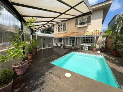 Casa com 4 Quartos à venda, 350m² no Jardim Leonor, São Paulo