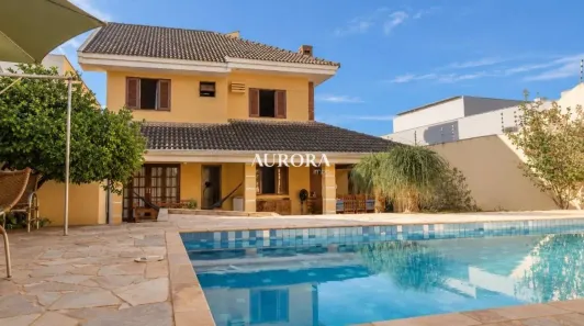 Casa com 3 Quartos à venda, 300m² no Aurora, Londrina