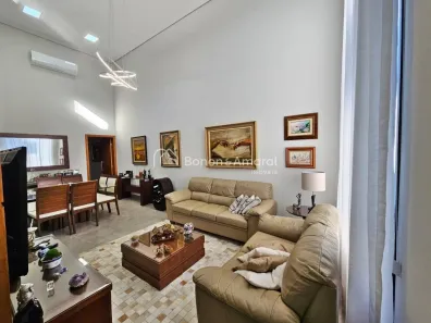 Casa de Condomínio com 3 Quartos à venda, 135m² no Parque Rural Fazenda Santa Cândida, Campinas