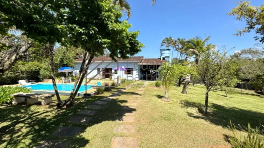 Fazenda/Sítio com 4 Quartos à venda, 1970m² no Centro, Piracaia
