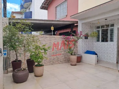 Sobrado com 3 Quartos à venda, 132m² no Embaré, Santos