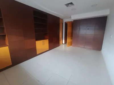 Sala Comercial para alugar, 68m² no Enseada do Suá, Vitória