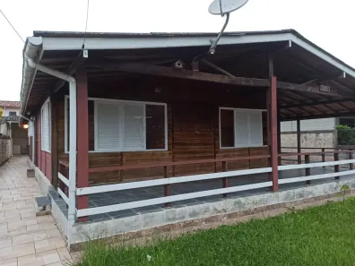 Casa com 4 Quartos à venda, 180m² no Prainha, Caraguatatuba