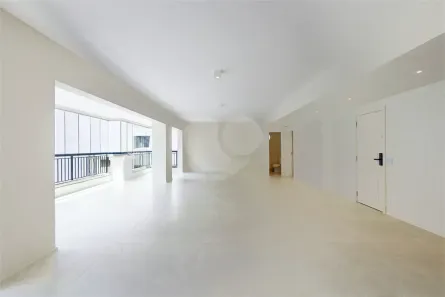 Apartamento com 4 Quartos à venda, 221m² no Vila Uberabinha, São Paulo