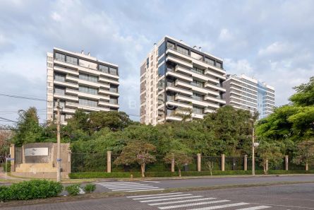 Apartamento com 2 Quartos para venda ou aluguel, 227m² no Jardim Europa, Porto Alegre